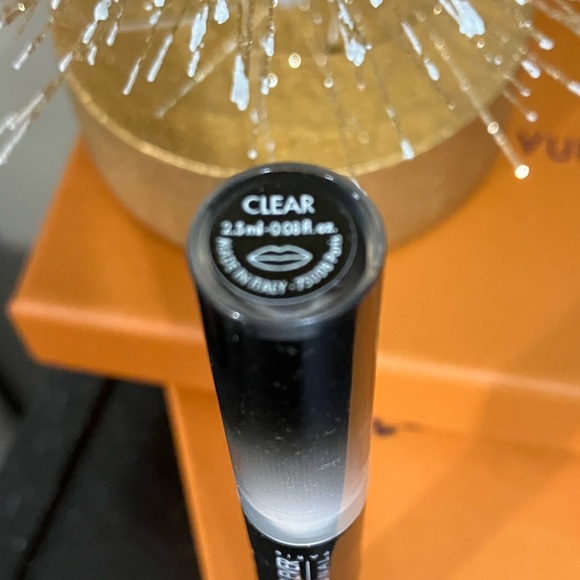 Make Up Forever Professional Lip Gloss - 03 Satin Soft Pink - Picture 4 of 4